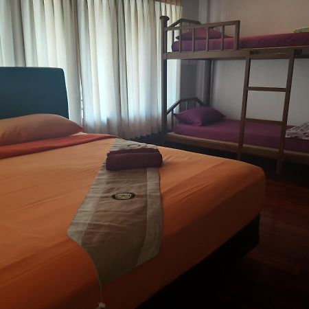 The Corner Transit Hostel Κο Σαμούι Εξωτερικό φωτογραφία