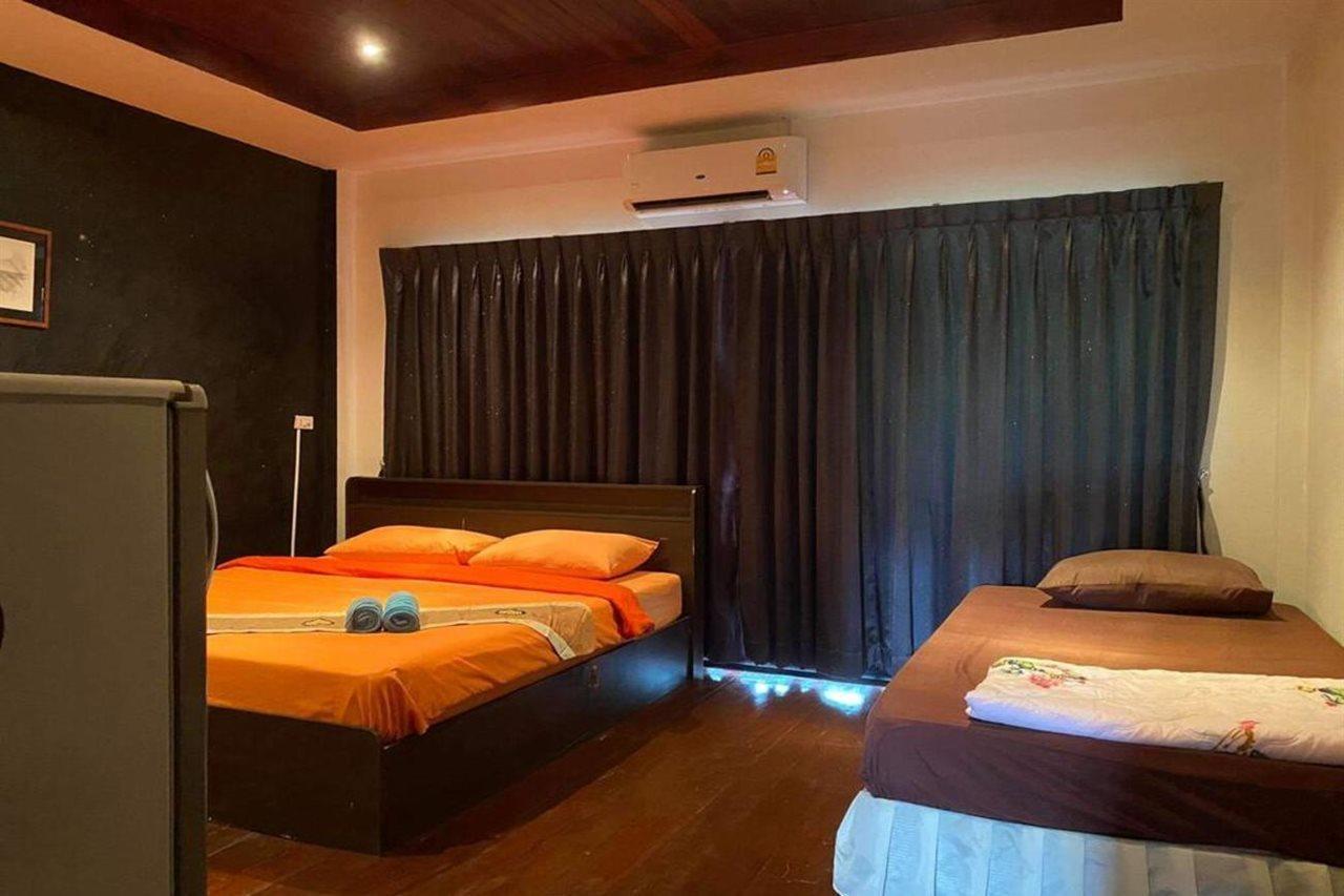 The Corner Transit Hostel Κο Σαμούι Εξωτερικό φωτογραφία