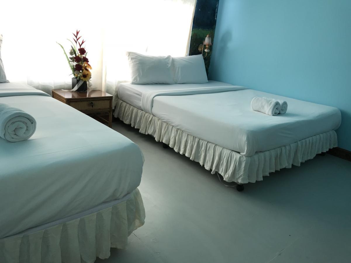 The Corner Transit Hostel Κο Σαμούι Εξωτερικό φωτογραφία