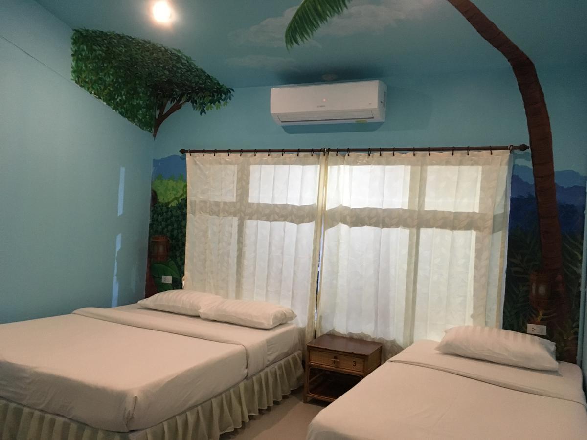 The Corner Transit Hostel Κο Σαμούι Εξωτερικό φωτογραφία
