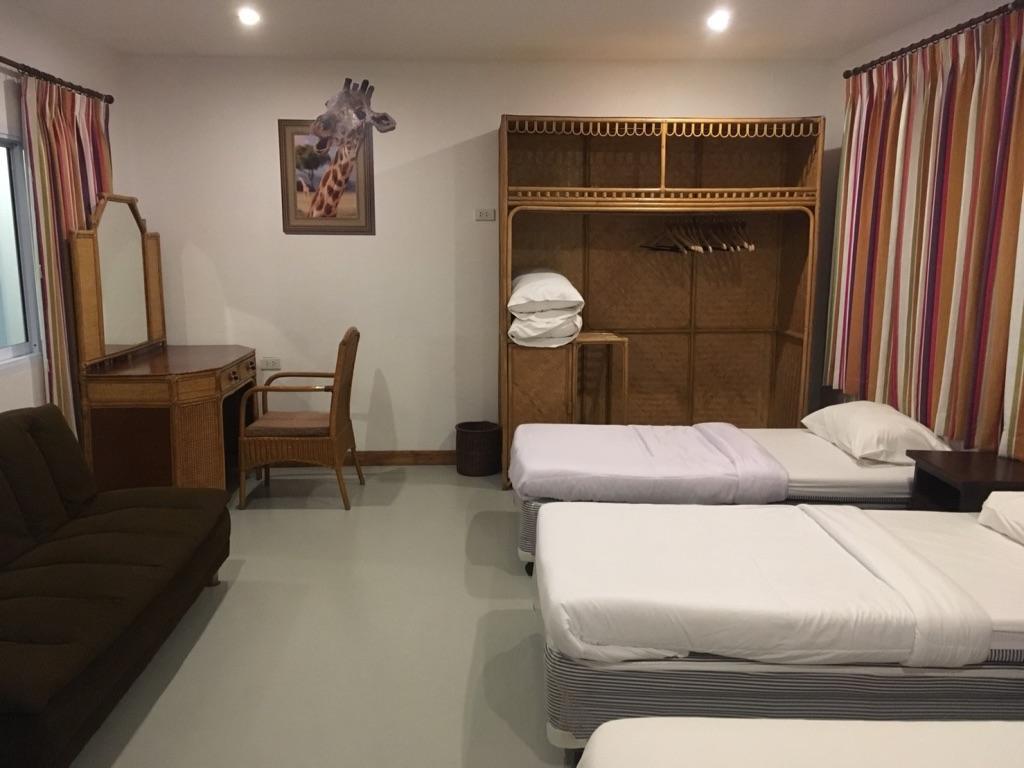 The Corner Transit Hostel Κο Σαμούι Εξωτερικό φωτογραφία