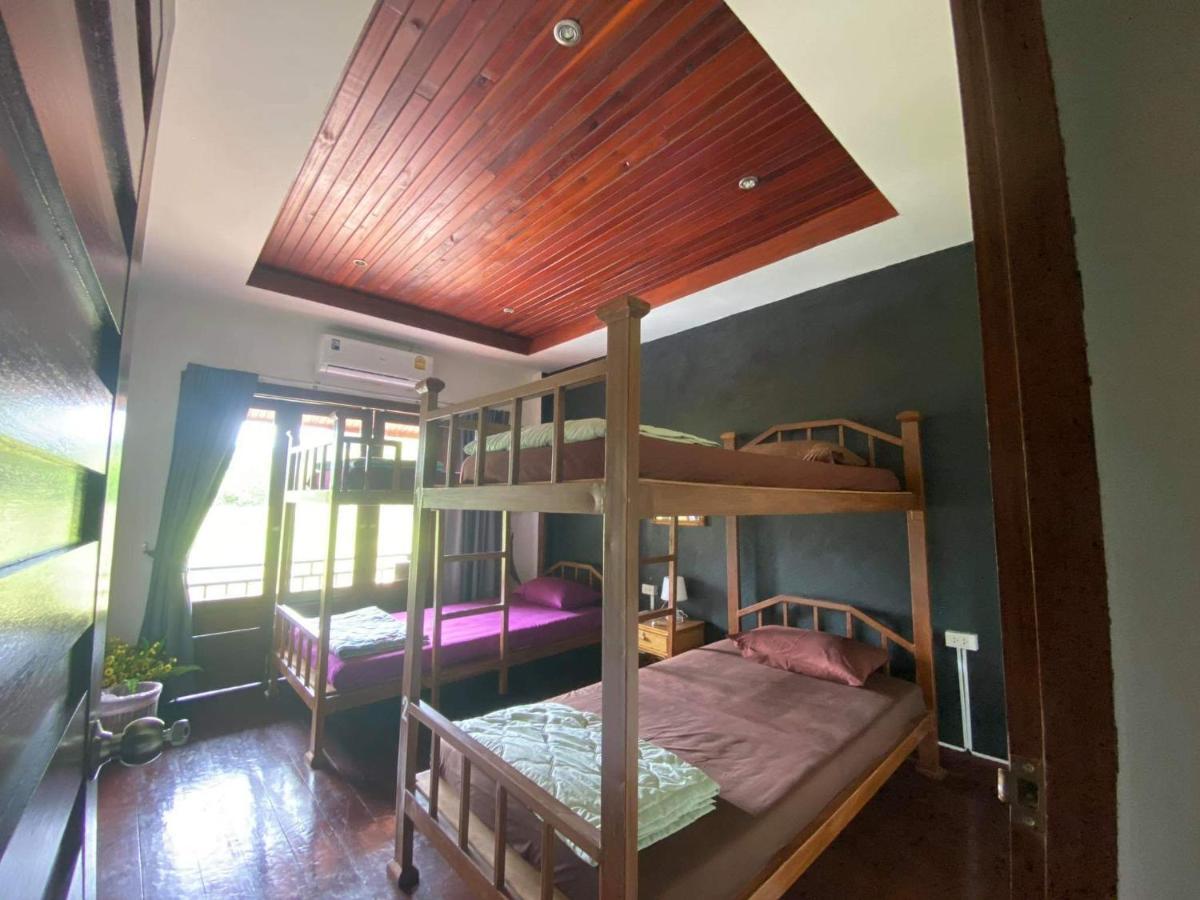 The Corner Transit Hostel Κο Σαμούι Εξωτερικό φωτογραφία