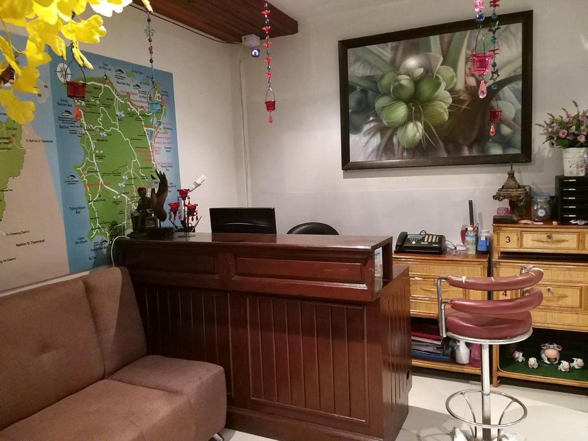 The Corner Transit Hostel Κο Σαμούι Εξωτερικό φωτογραφία